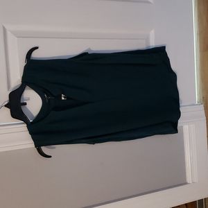 COPY - Brand New Paper Moon Womans Top. Sleevless. V Neck